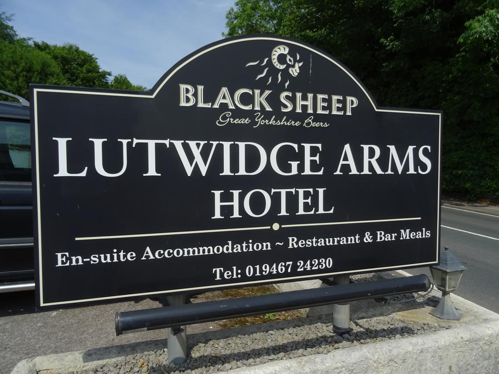 Lutwidge Arms Hotel Holmrook Exterior photo
